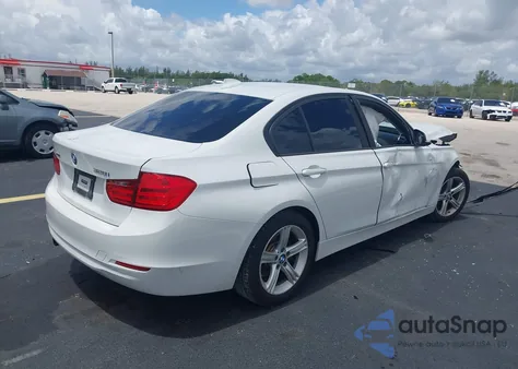 2013 BMW 328I xDrive z USA, uszkodzony, nr VIN WBA3B5C54DF597262